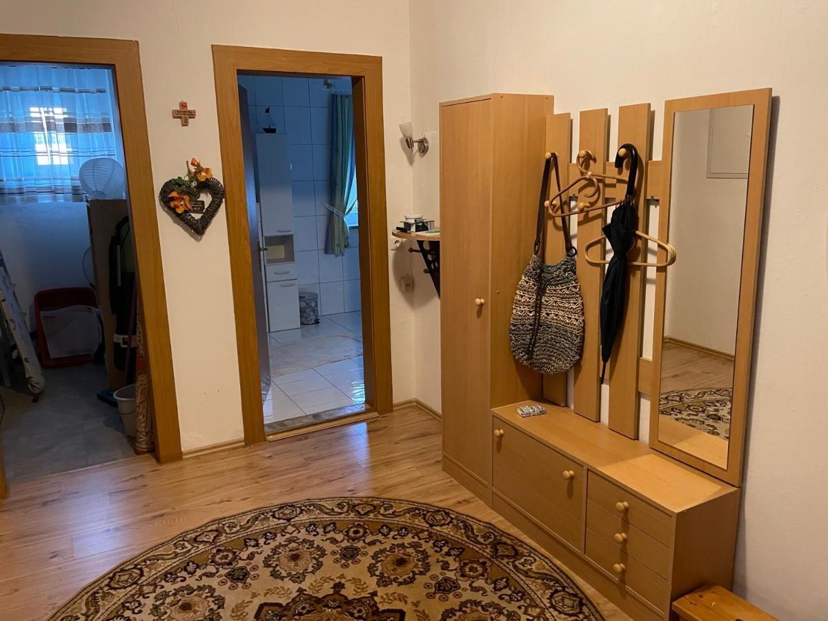 Schoene Ferienwohnung In Bahnhofsnaehe Fuer Urlaub, Studium Oder Arbeit Деггендорф Экстерьер фото